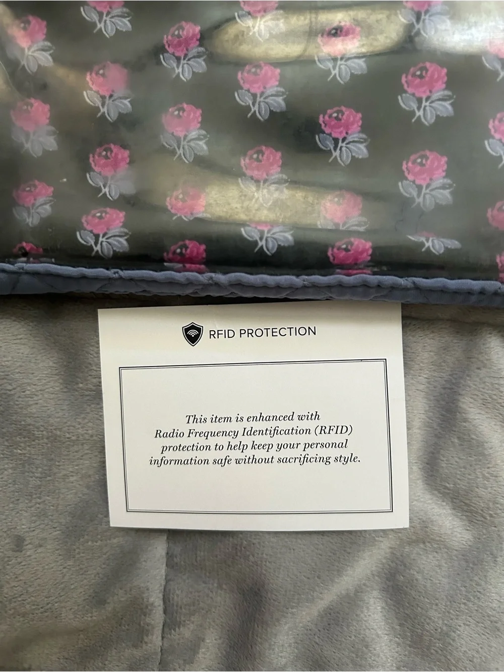 Vera Bradley Quilted Zip Wallet in Light Blue with Pink Floral Lining - Picture 5 of 5
